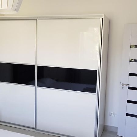 V1 Apartment Κονστάντζα Εξωτερικό φωτογραφία
