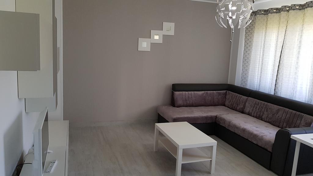 V1 Apartment Κονστάντζα Εξωτερικό φωτογραφία